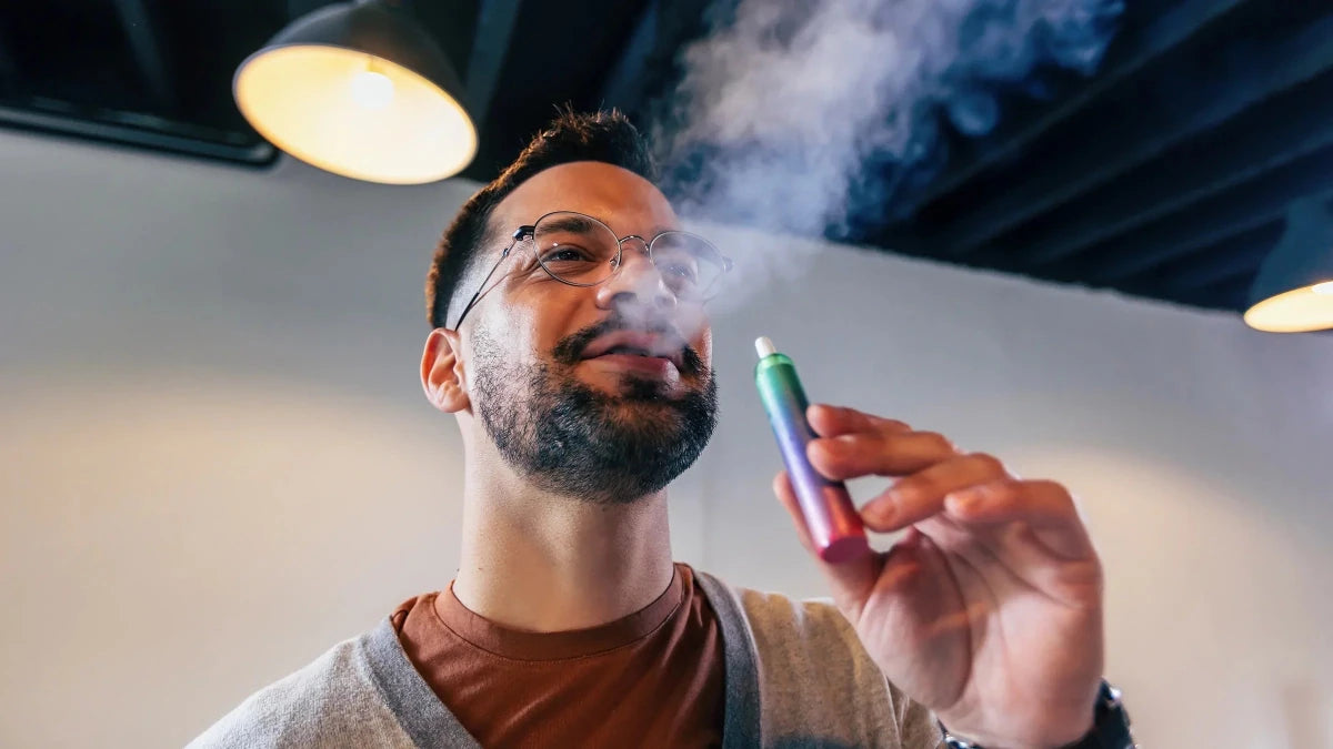 The Complete Guide to Vaping in 2026: Devices, E-Liquids & Nicotine Pouches